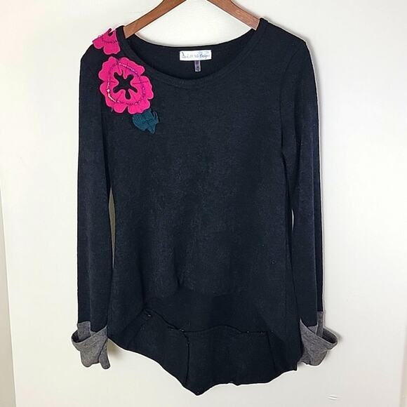 Look At Me Designs Flower Applique Wool Sweater Eco Friend Recycle Black size M - Picture 12 of 13